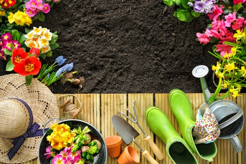 Screen-reader friendly Honoroak landscaping webpage section